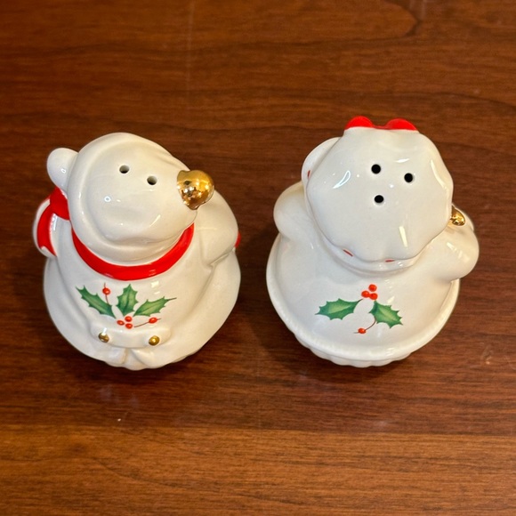 🎄🌟HP🌟VTG Lenox Holiday Bears Salt & Pepper Shakers Porcelain Hand Painted - Picture 10 of 12